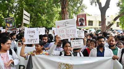 RG Kar hospital stir: West Bengal govt invites agitating doctors for talks at 6pm today